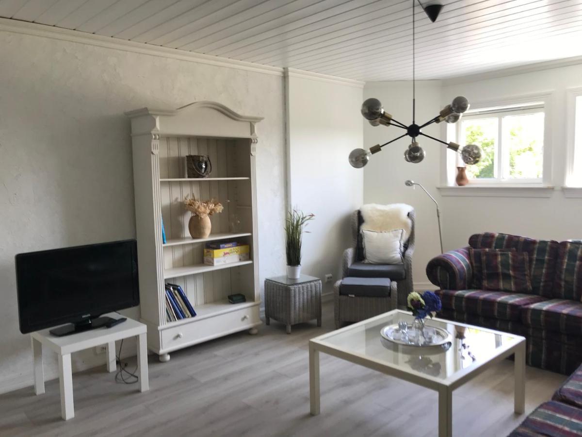 Ny Leilighet I Nevlunghavn Larvik Buitenkant foto